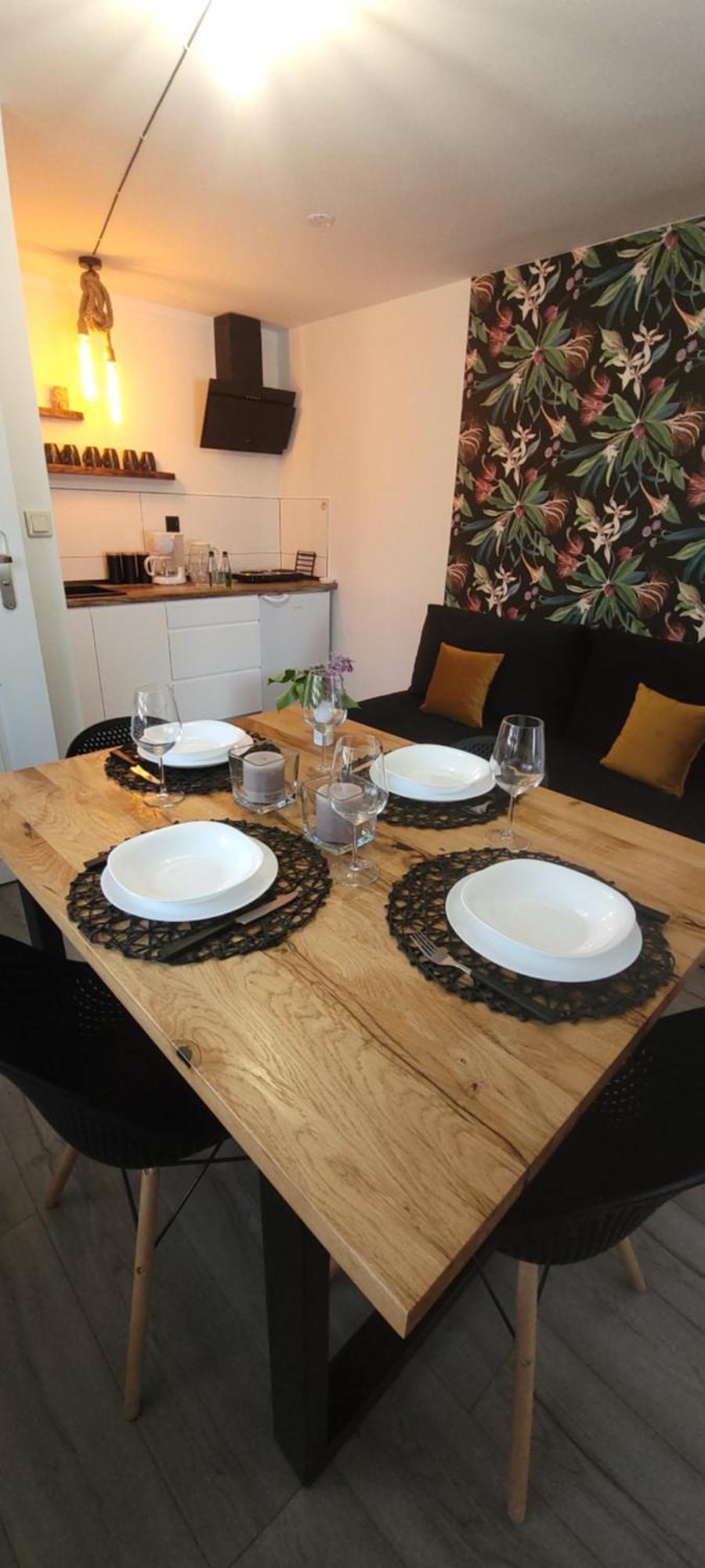Apartamenty Pod Uwalonym Debem Jezow Sudecki ภายนอก รูปภาพ